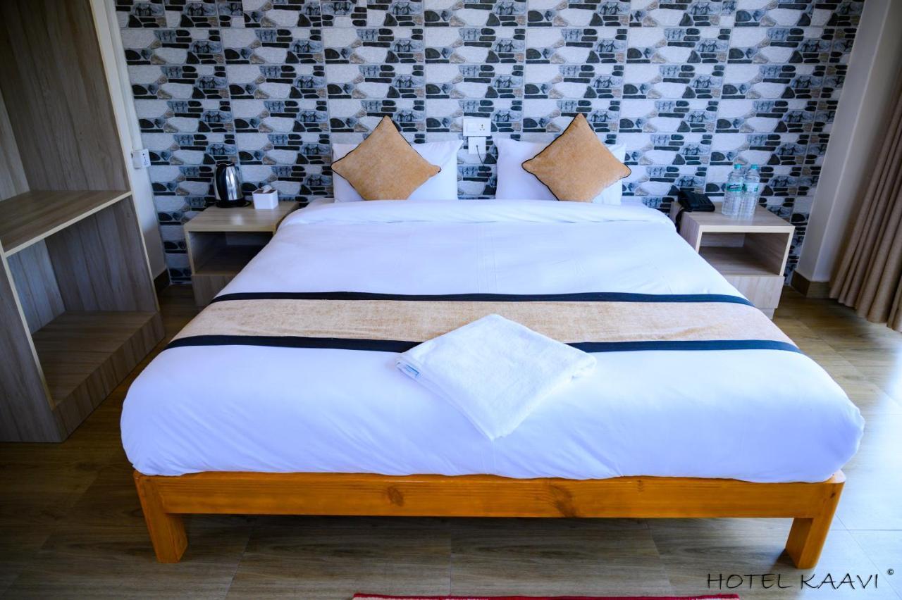 Hotel Kaavi Pokhara Ngoại thất bức ảnh